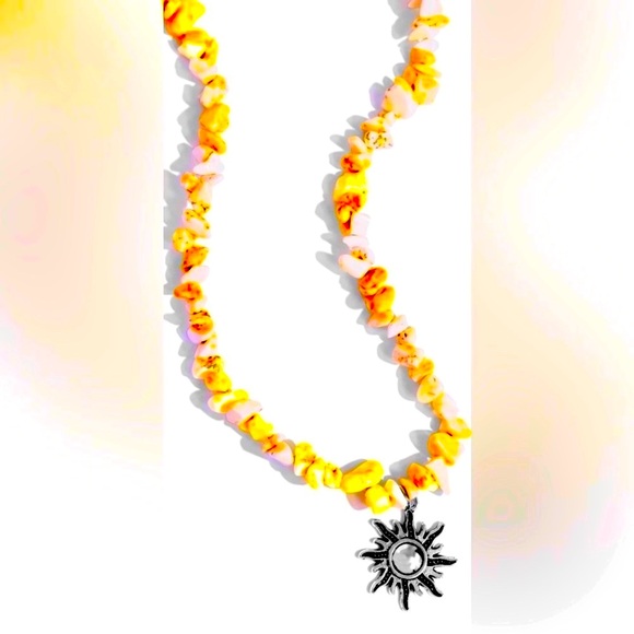 Paparazzi Other - ☀️ “DANCING IN THE SUNLIGHT” WHITE NECKLACE ~ PAPARAZZI❗️☀️💪🏼☀️